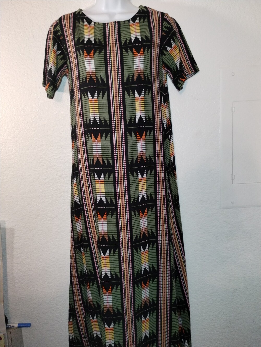Bel Kazan Dress Size XS Gorgeous Green Print Made In Bali Linen Blend Anthro